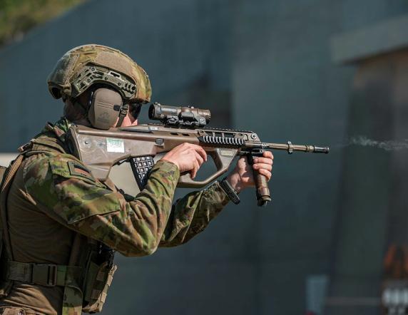 assault rifle 2